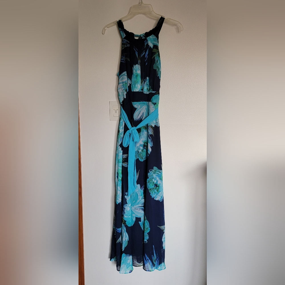 R&K size 8 long floral dress